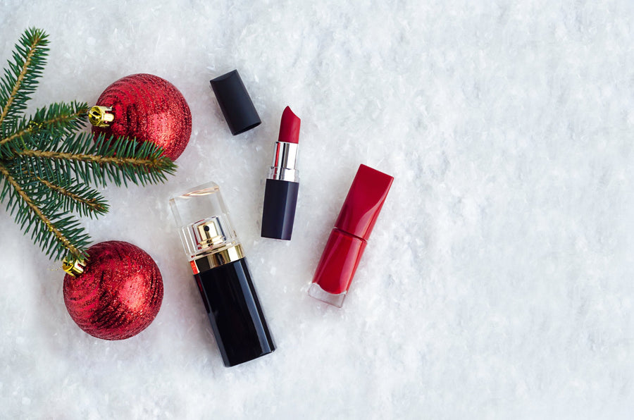 The Christmas Edit: Party Make-Up, Warmer Scents and Winter Care