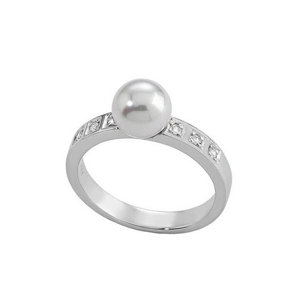 Timeless Pearl and Diamond Elegance Ring