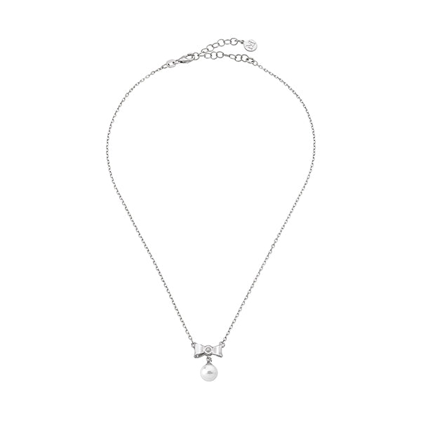 Timeless Minimalist Pearl Pendant Necklace