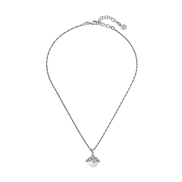 Timeless Pearl Elegance Pendant Necklace