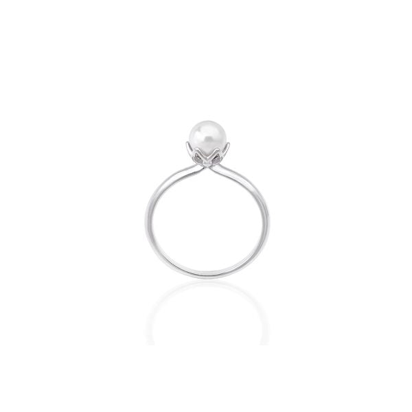 Timeless Pearl Elegance Ring