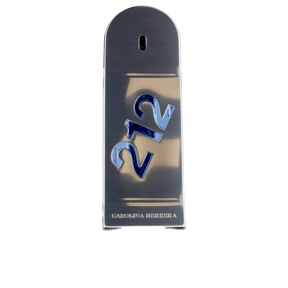 150 ml skateboard-shaped bottle; woody fougère fragrance for Man