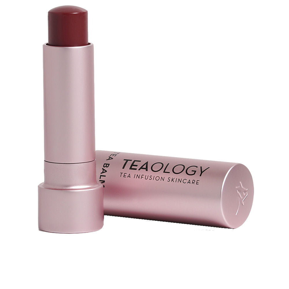 Small tinted lip balm in Berry Tea shade, 4 g, glossy finish