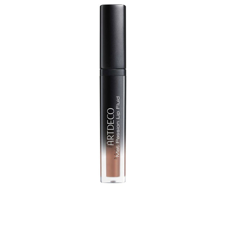 Tapered applicator with nude matte liquid lipstick, 3 ml tube