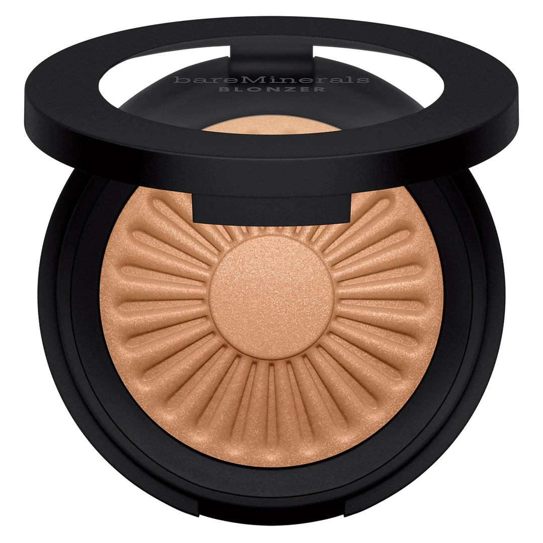 Compact powder blonzer with warm rose-bronze shade, 3.8 g compact
