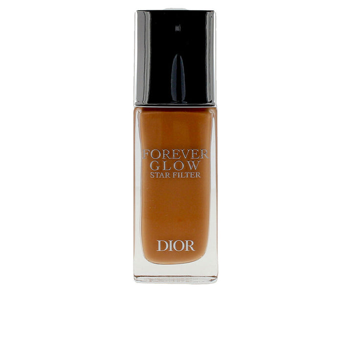 Light-reflecting liquid primer in pump bottle, warm neutral shade