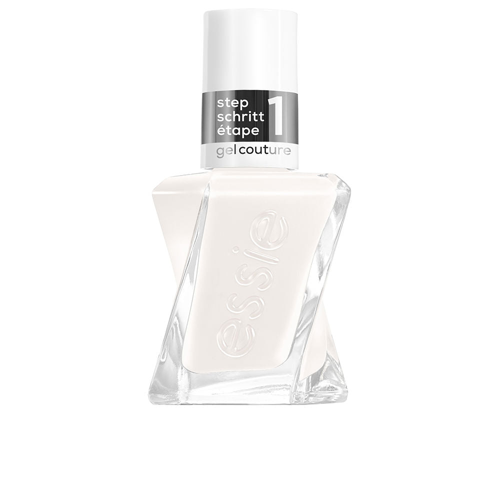 13.5 ml nude-pink gel-finish nail polish bottle with wide curved brush