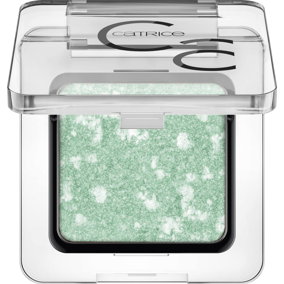 Single compact pressed eye shadow in warm rusty copper, 2.4 g pan