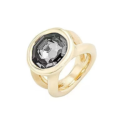 Golden Radiance Ring with Black Crystal