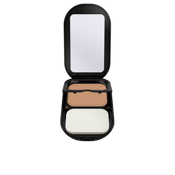Refillable compact foundation, satin finish, shade 05 Sand, 10 g